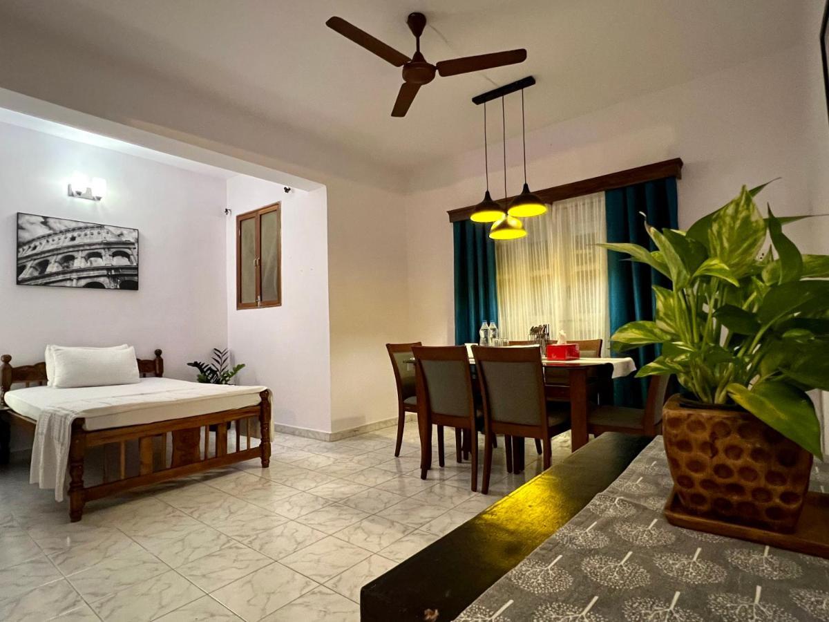 בנולים Villa By The Beach Goa מראה חיצוני תמונה